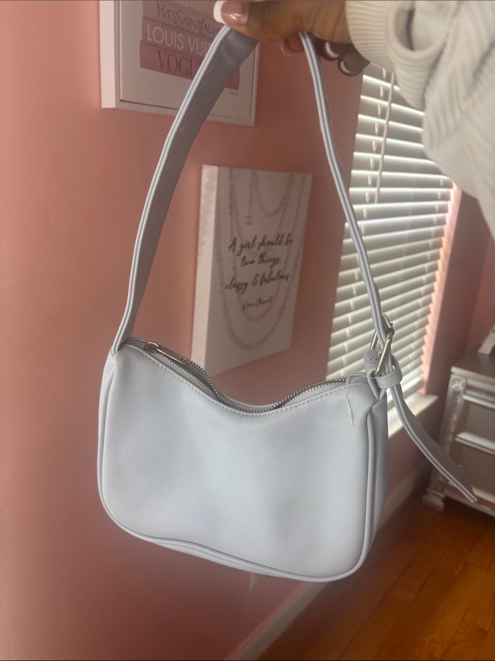 Minimalist White Shoulder Bag - Women's Everyday Purse
